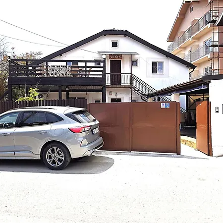 Casa Costa 招待所 3*