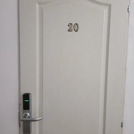Guest house Casa Costa 3*